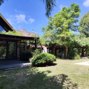 Alquiler Casa 4 Dormitorios En Colonia Con Piscina