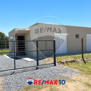 Casa A Estrenar De Dos Dormitorios.