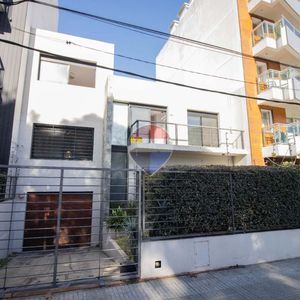 Alquiler. Casa De 4 Dormitorios En Puerto De Buceo