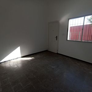 Casa 1 Dormitorio Cochera Cerrito Ideal Negocio