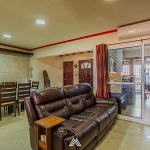 Vendo Casa + Apartamento Belvedere Con Garage