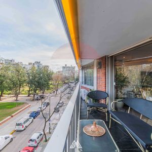 Apartamento 3 Dormitorios, Servicio Punta Carretas