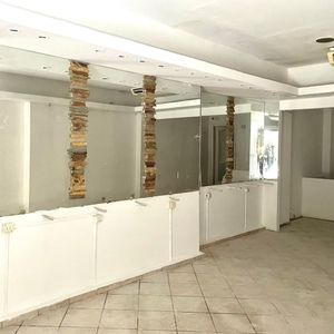 Alquiler Local Comercial En Ciudad Vieja