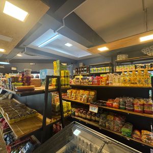 Venta Local Cordón Con Renta Casi 6%