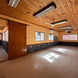 Venta Casa / Oficinas En Cordon Con Renta