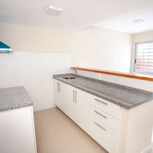 Venta Duplex 2 Dorm Patio Exclusivo Tres Cruces