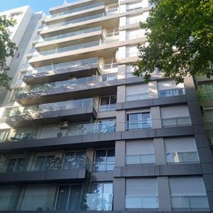 Alquiler Cordón Apartamento 1 Dormitorio C/ Balcón