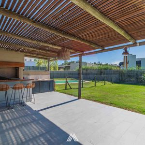 Venta Casa 3 Dorm VIñedos De La Tahona Con Piscina