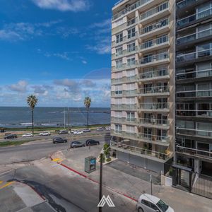 Venta Monoambiente, Gge, C/rambla - Punta Carretas