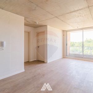 Venta Apartamento Dos Dormitorios Con Renta La Paz