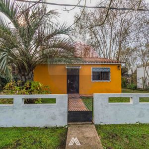 Venta Casa Ruta 101 De 2 Dormitorios Gran Terreno