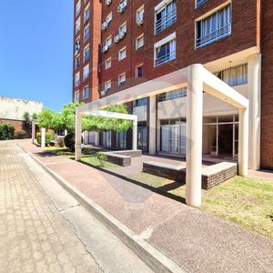 Venta Apartamento De 4 Dormitorios En Aguada