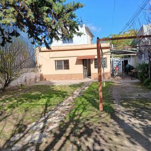 Venta Padrón Una Casa Y 2 Aptos Villa Española
