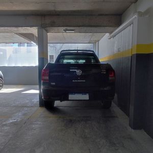 Venta De Cochera A Metros De La Ort, Pocitos.