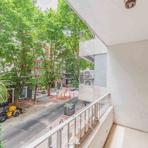 Venta Apartamento Pocitos 2 Dormitorios Y Garaje