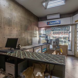 Venta Local Comercial Con Subsuelo En Centro 181m2