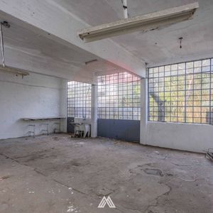 Alquiler Depósito De 162 M2 En Parque Batlle/buceo