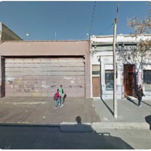 Venta Deposito Con Renta Hocquart Y Arenal Grande