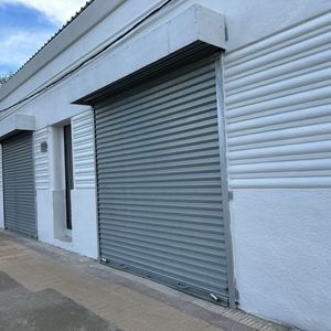 Se Alquila Local Comercial En Av. Roosevelt, Pando