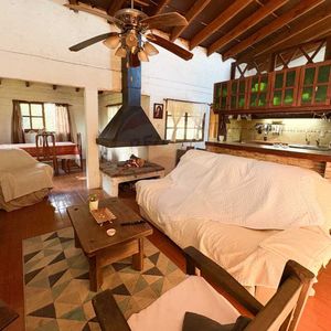 Venta Casa Con Campo Y Costa Sobre El Arroyo Pando