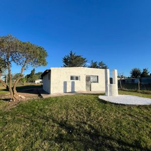 Venta Terreno Rural Con Casa A Reciclar, Toledo