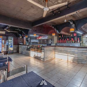 Venta Restobar 25 Años De Trayectoria - La Unión