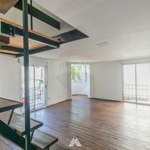 Venta Apto Con Renta, 2 Dorm Y Estudio En Centro