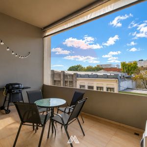Alquiler Apto 2 Dormitorios Y Terraza La Comercial