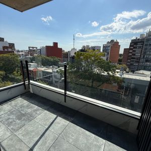Venta Apto 2 Dorm 2 Baños Balcón Pocitos Garage