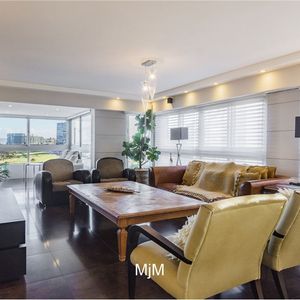 Venta Apartamento Puerto Buceo 4 Dormitorios
