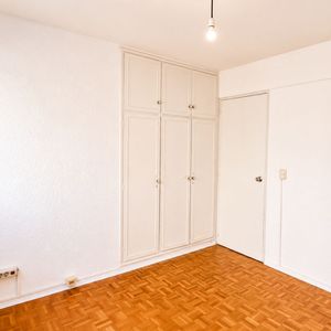Vende Apartamento Pocitos 3 Dorm 2baños Y Balcones