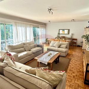 Venta Pocitos,  3 Dorm. Garaje, Serv. Completo