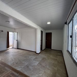 Alquilo Casa 1 Dormitorio Con Garaje Est Atlantida