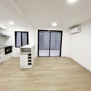 Alquiler Apartamento 1 Dormitorio Y Patio Cordon