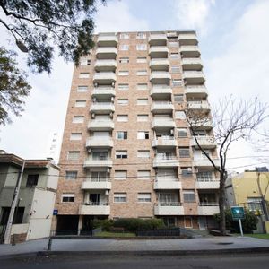 Venta Apartamento Dos Dormitorios Pocitos