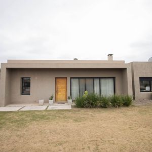 Venta Casa 3 Dormitorios En Colinas De Carrasco