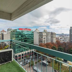 Venta Apto 2 Dorm + Servicio En El Centro C/garaje