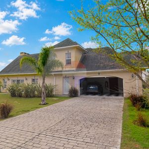 Casa En Venta En VIñedos De La Tahona