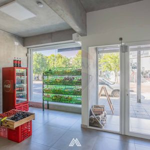 Venta Local Comercial Con Renta 6% Tres Cruces