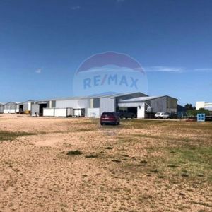 Venta Predio Logistico Con Renta 7 Hás Y Galpones