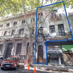 Venta Gran Casa De Altos Con Renta En Centro Sur
