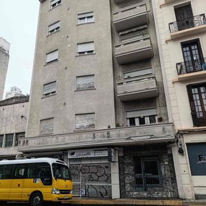 Venta De Apartamento 4 Dormitorios En Cordon