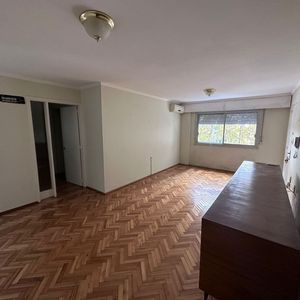 Venta! Apartamento 3 Dormitorios C/cochera, Prado