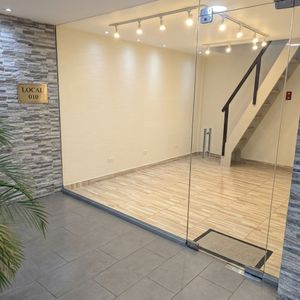 Venta De Local Comercial En Galeria Romi Con Renta