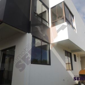 Vendo Casa De Dos Planta A Estrenar En Condominio Zona Chilimarca Inmediaciones Av. Caracol