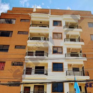 Departamento Duplex En Venta En Inmediaciones Del Stadium Próximo Av. Juan De La Rosa