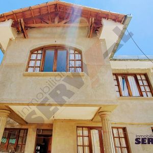 Casa En Venta En Inmediaicones Del Parque Ex-combatientes, Próximo A La Av. Melchor Perez De Olguin