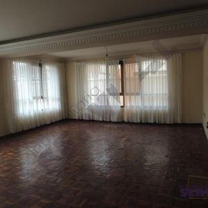 Departamento En Alquiler En Inmediaciones De La Plazuela Sucre, Próximo A La Umss