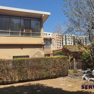 Casa En Alquiler Ideal Para Empresas, Restaurantes U Otro Inmediaciones De La Plazuela Quintanilla