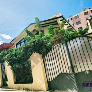 Casa En Venta En Inmediaciones De La Plazuela Cala-cala